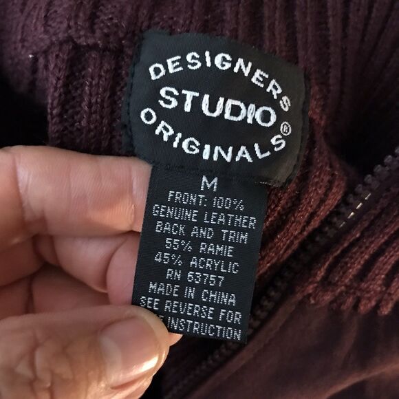 Designers Studio Originals Deep Burgundy Suede Leather Zip Vest Size Medium - Picture 5 of 6